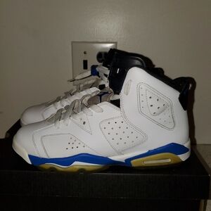 (GS) 7Y - JORDAN 6 RETRO, SPORT BLUE. (2014). PRE-OWNED NO BOX.